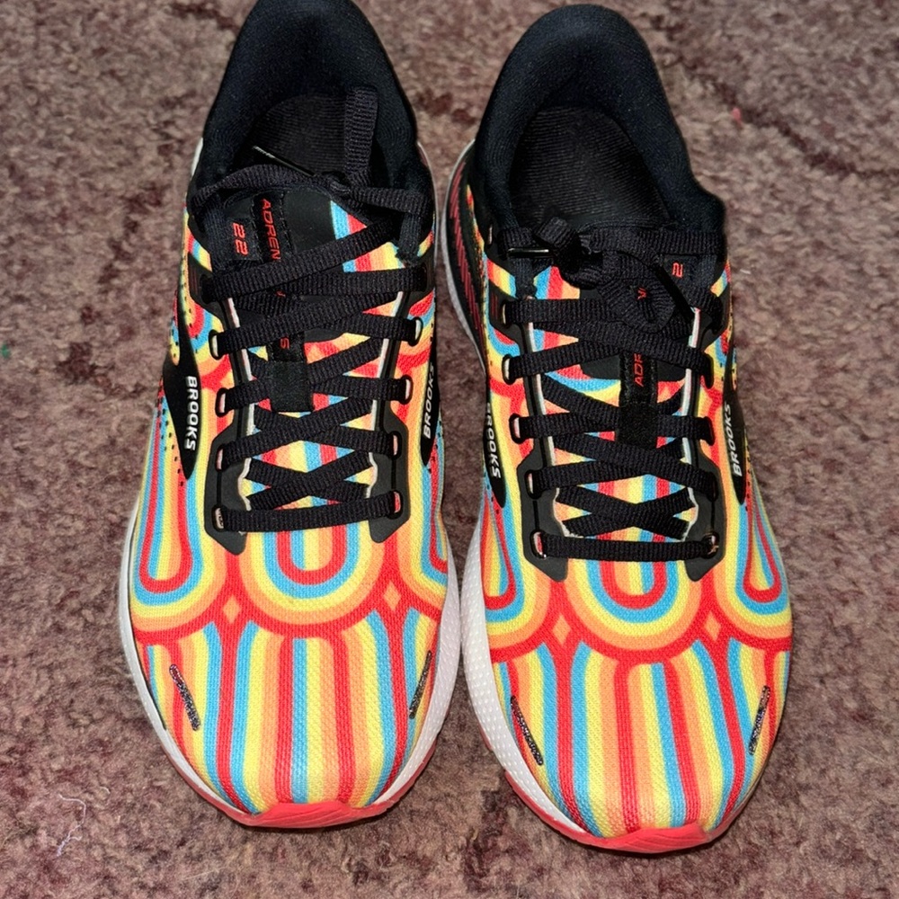 Brooks adrenaline GTS 22
